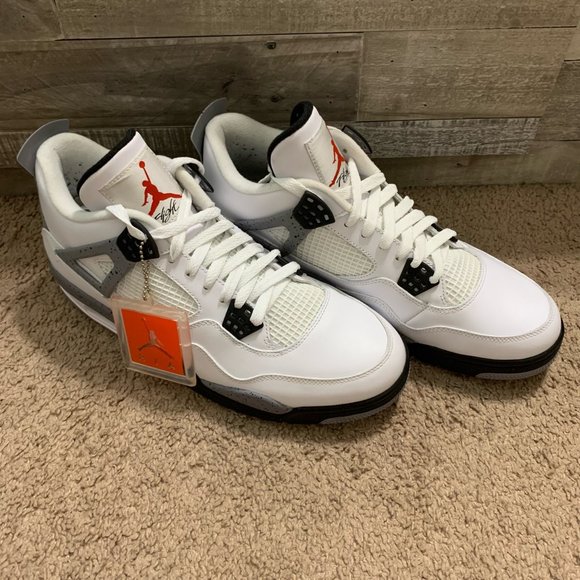 Air Jordan 4 Retro Cement